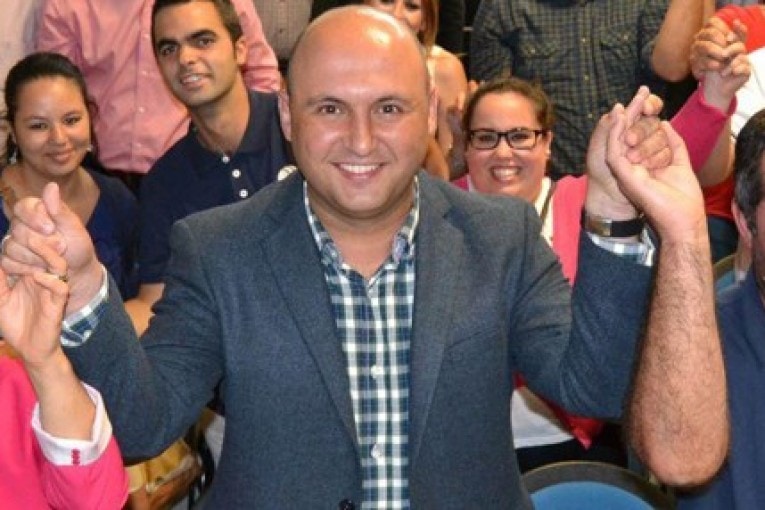 José Domingo Regalado: “No es de recibo el pago de 70.000 euros a dos concejales de la oposición”