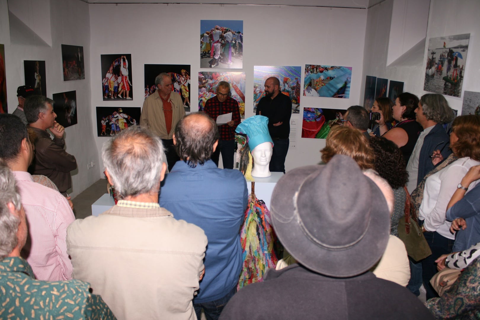 El Convento acoge una exposición fotográfica sobre ‘Las fiestas de Canarias’