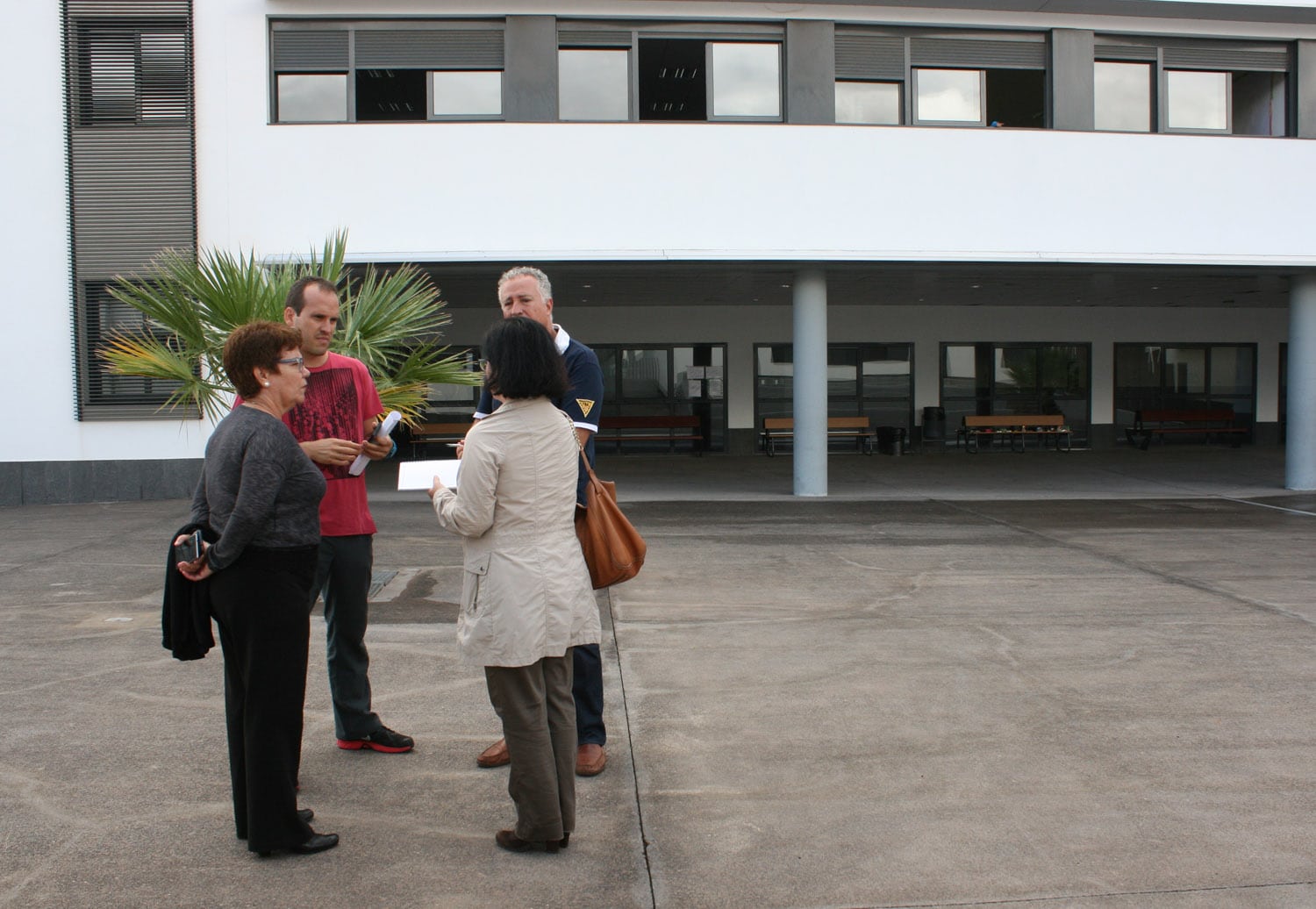 Ayuntamiento y Gobierno de Canarias analizan obras a realizar en los centros educativos