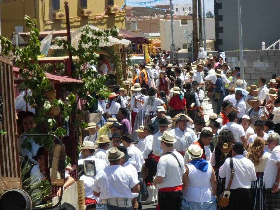 Charco del Pino en plena celebración de sus fiestas en honor a San Luis Rey
